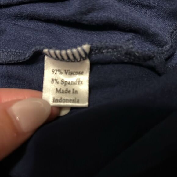 Zen-Knits Navy Tank Top - Picture 5 of 5